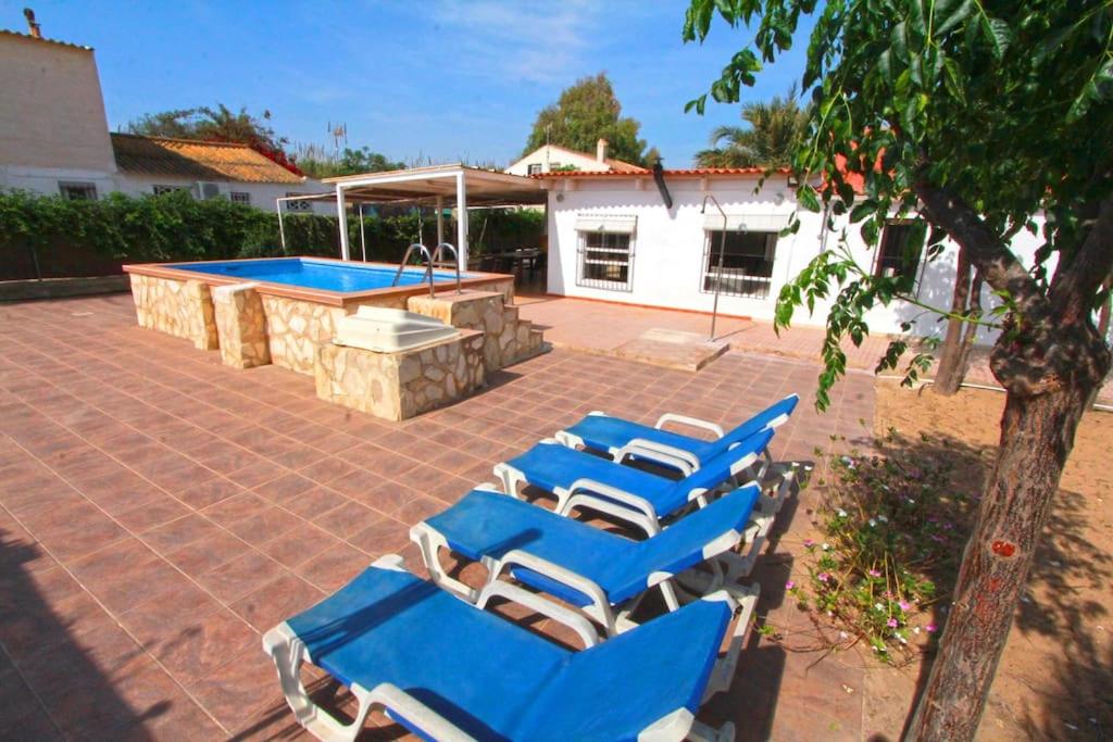 Casa Rustica con Piscina Junto al Mar