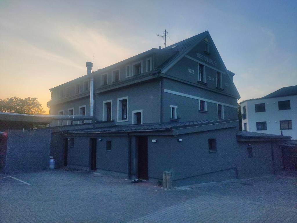 Sun-House Pension&Restaurant -ParkingFree- photo 1