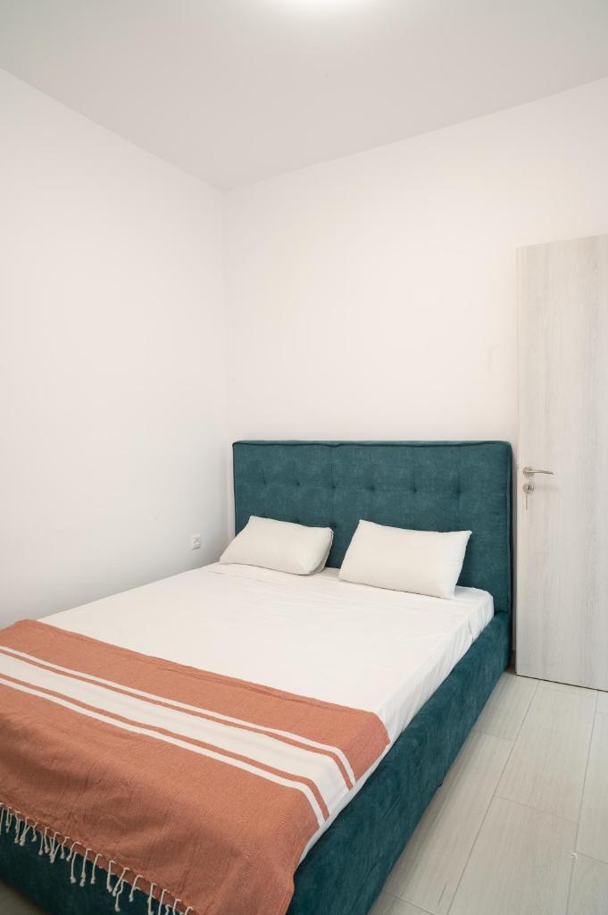 Lenorman Apartments Room Type - One-Bedroom Apartment