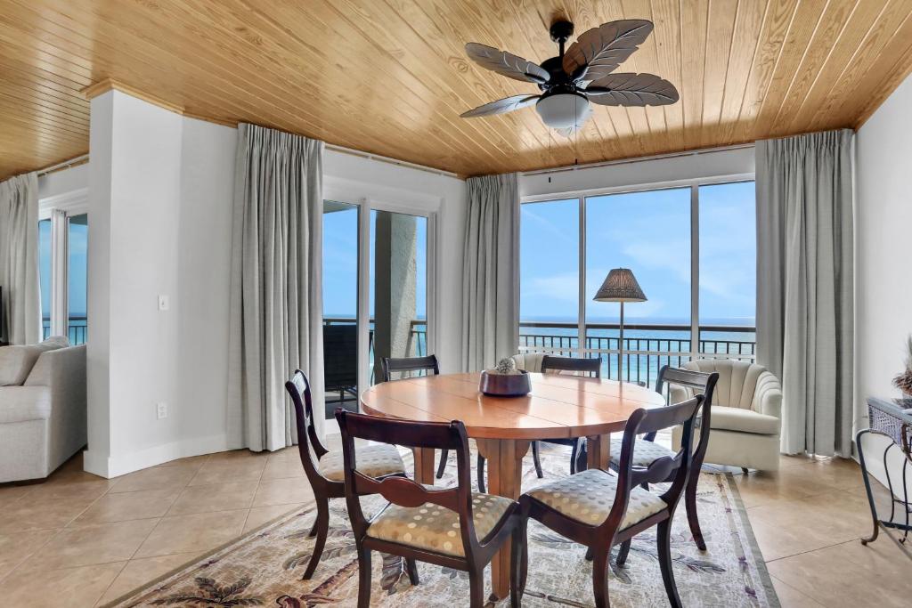 High Pointe W31 - Gulf Front Condo photo 4