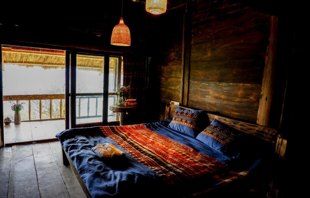 Lưng Núi Villa - 1941M Homestay Tà Xùa