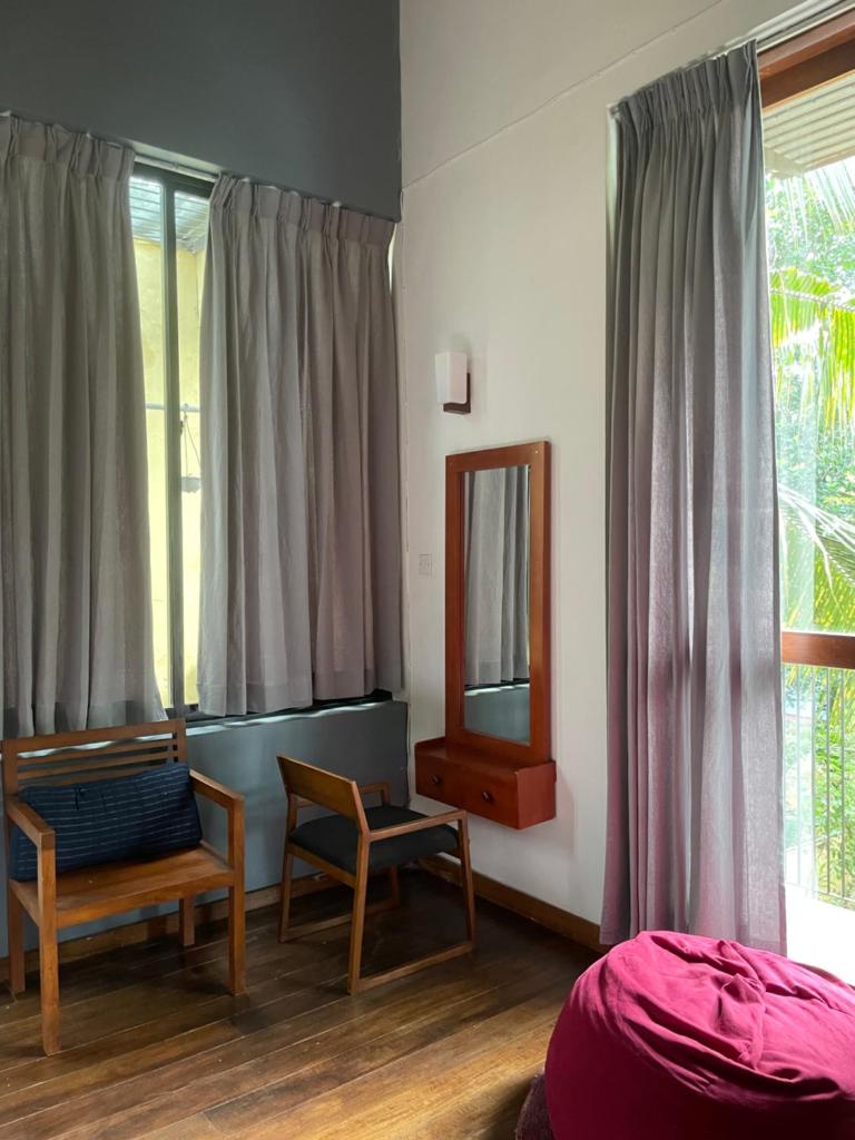 Villa by the lake, Colombo Nawala photo 1