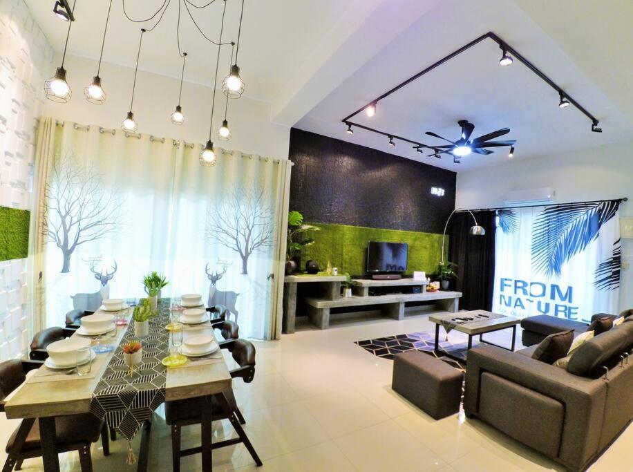 ［Projector][BBQ][Tenby] Ipoh homestay @ Meru Mutiara