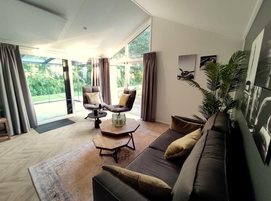 Traumhaftes Chalet am Veluwemeer, Bad Hoophuizen photo 2