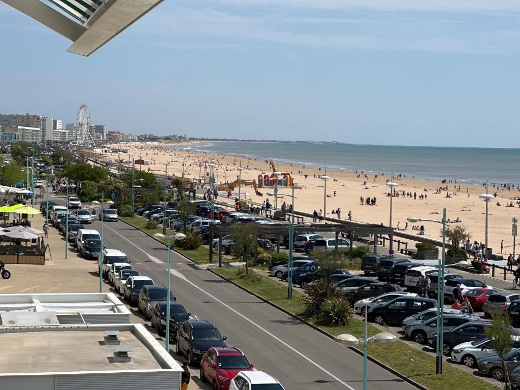 Bord de mer vue panoramique avec parking privé photo 3