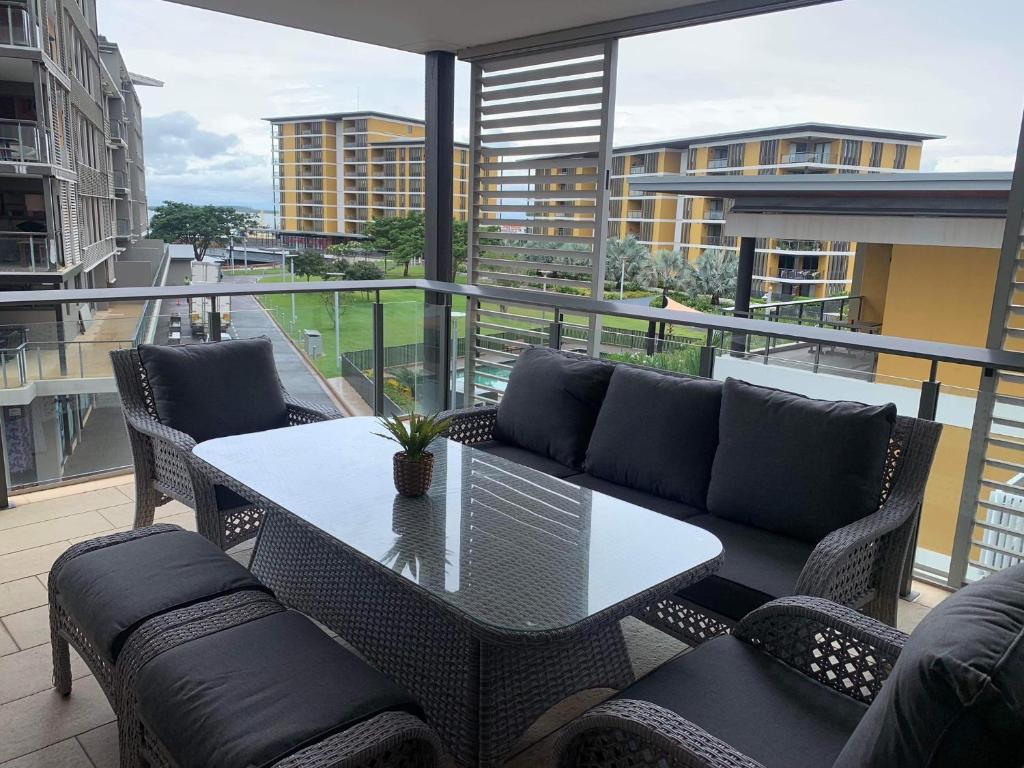 Darwin Waterfront Luxury Condo photo 1
