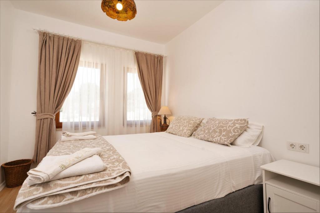 Beach House Hotel photo 1