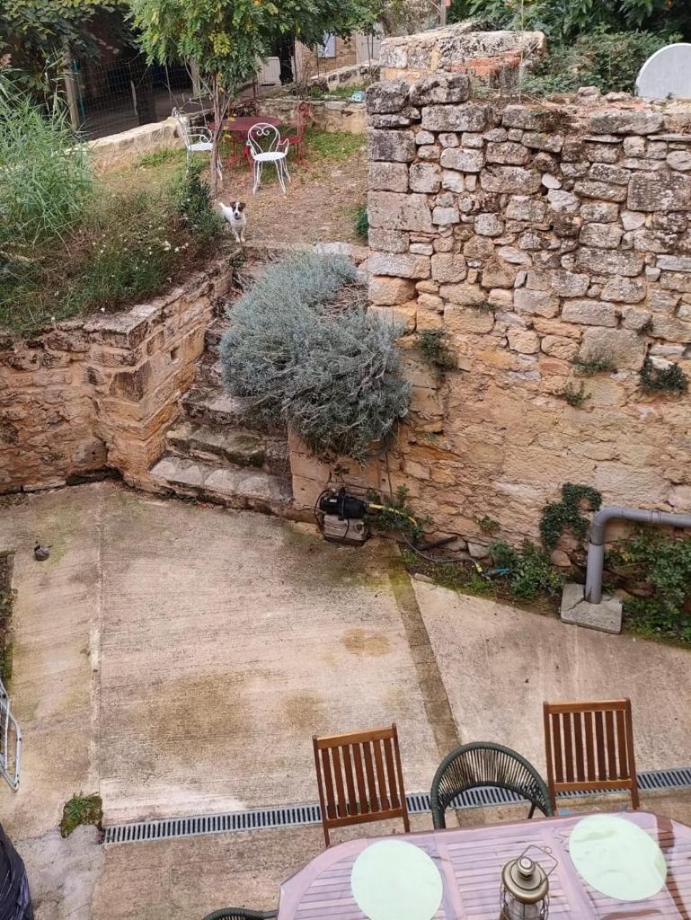 Maison de caractère au cœur de la cité médiévale de Gourdon photo 3