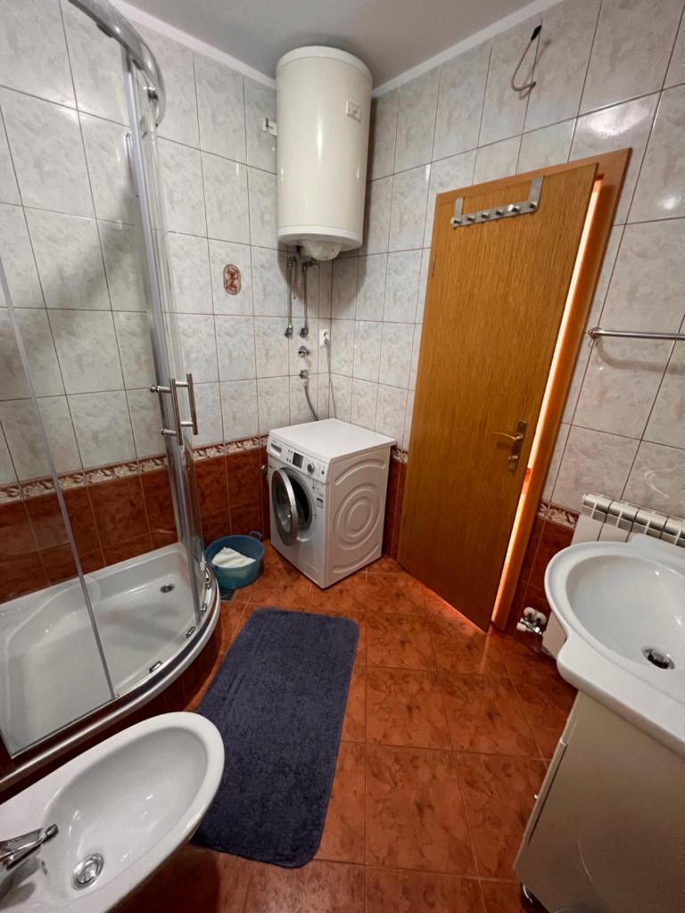 Apartments Gojević photo 4