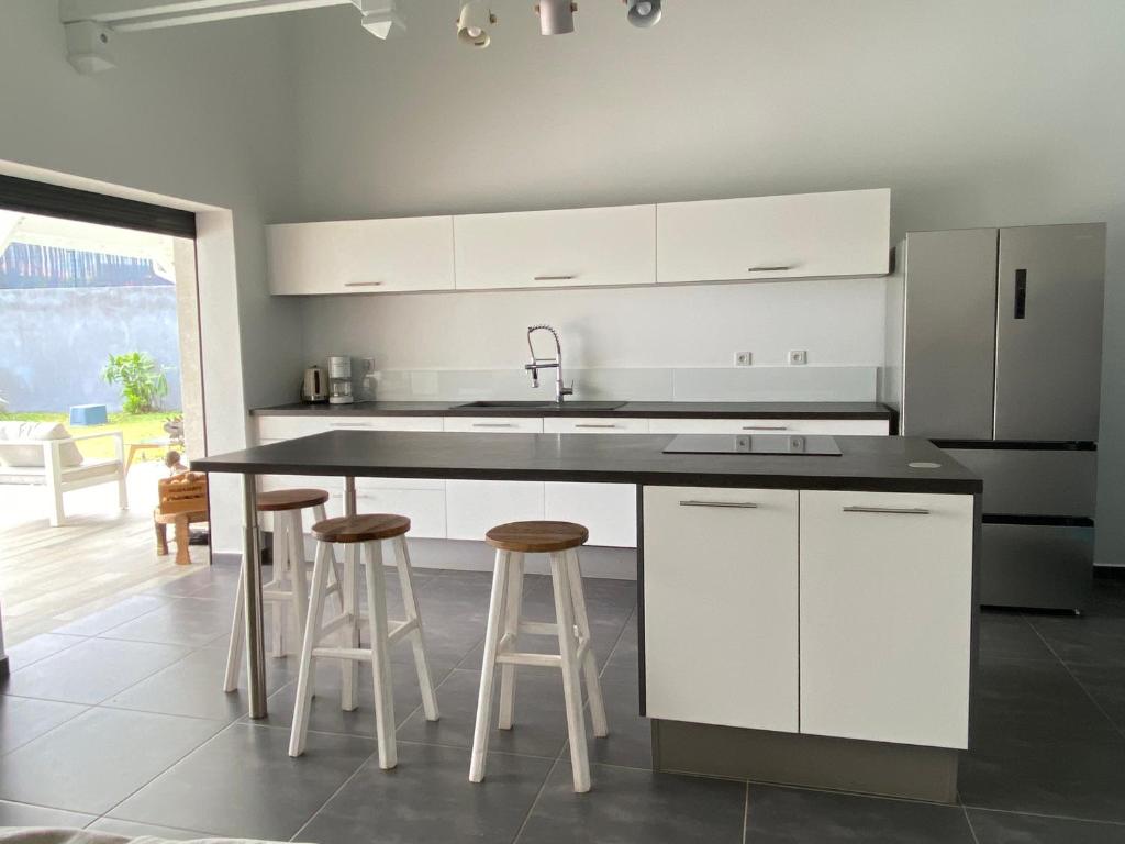 VOIR com 5 étoiles airb, Villa Zolenzo, la tête dans les montagnes, 10 pers photo 3