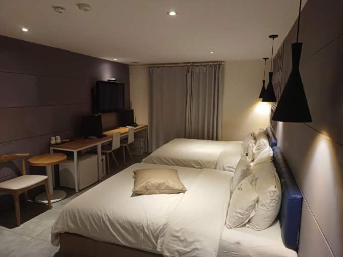 Hotel Yaja Hwajeong Station photo 4