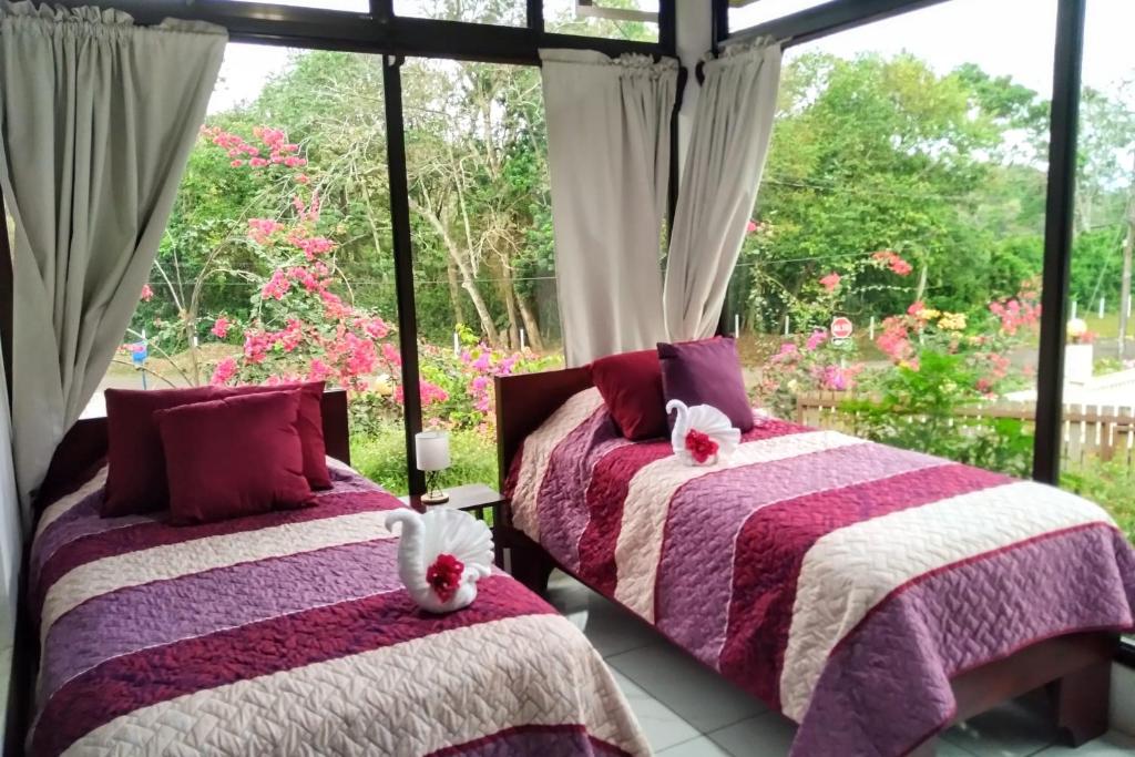 Luxury & Peaceful Lake Dream Villa With Pool2 photo 2