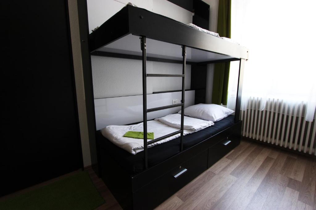 Трехместный (Трехместный номер с собственной ванной комнатой), Adagio Hostel 1.0 Oktogon
