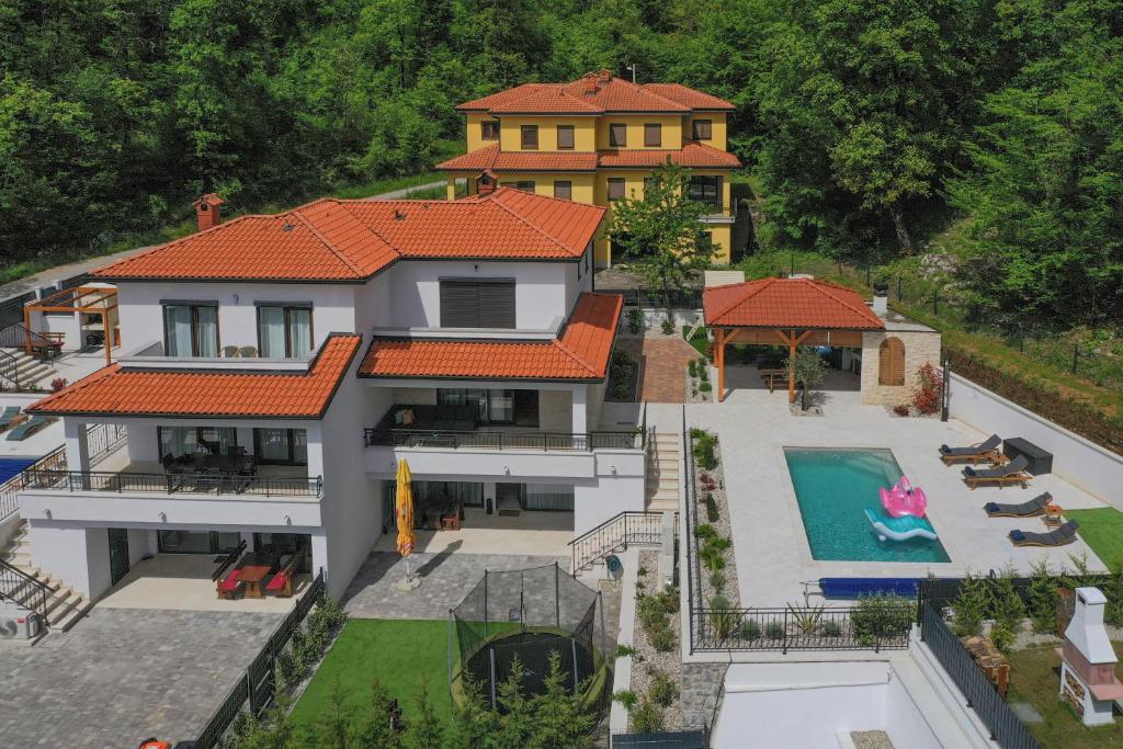 Villa Suzana grijani bazen i biljar na otvorenom photo 1