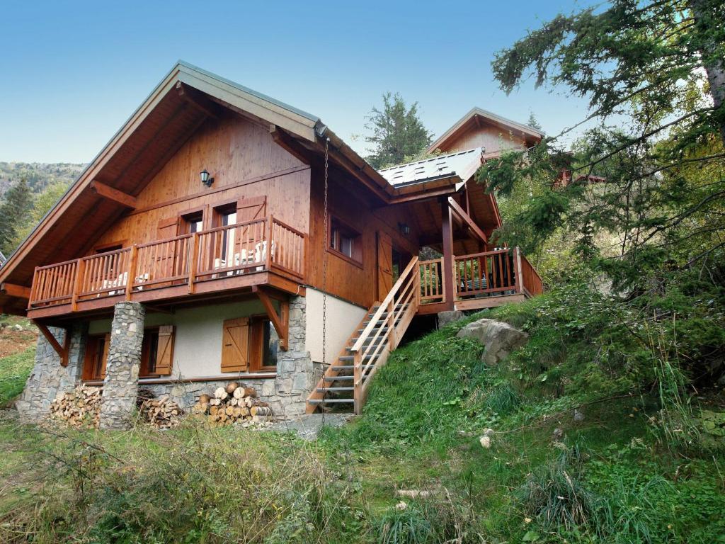 Warm Chalet in Oz with Ski Storage Balcony Terrace Heating photo 3
