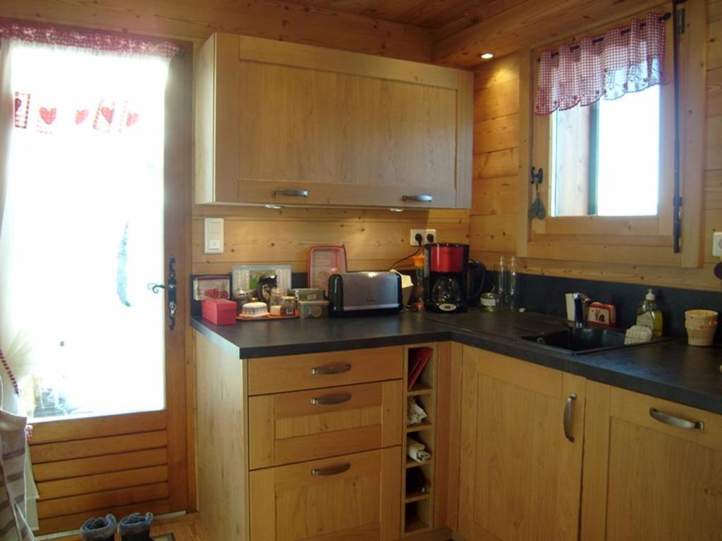 Chalet Crest-Voland, 6 pièces, 8 personnes - FR-1-733-37 photo 2