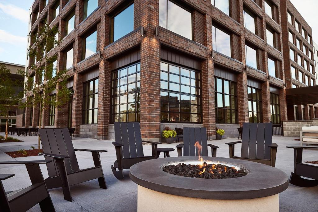 The Scarlet, Lincoln, a Tribute Portfolio Hotel image