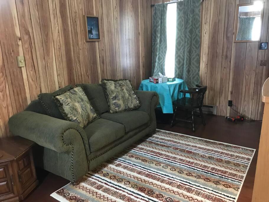 A Quaint, Private 1 Bdrm Apt image
