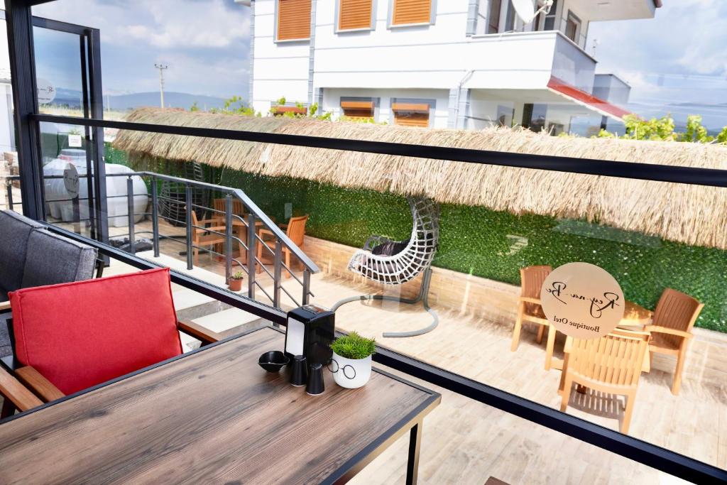 ReynaBe Boutique Hotel photo 3