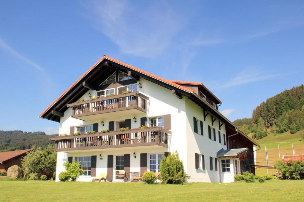 AlpenLodge Allgäu 5* photo 3