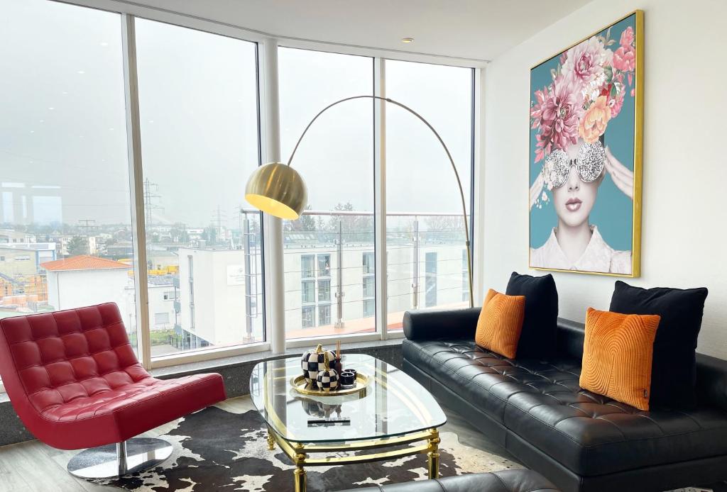 The Penthouse Suite Apartment photo 1