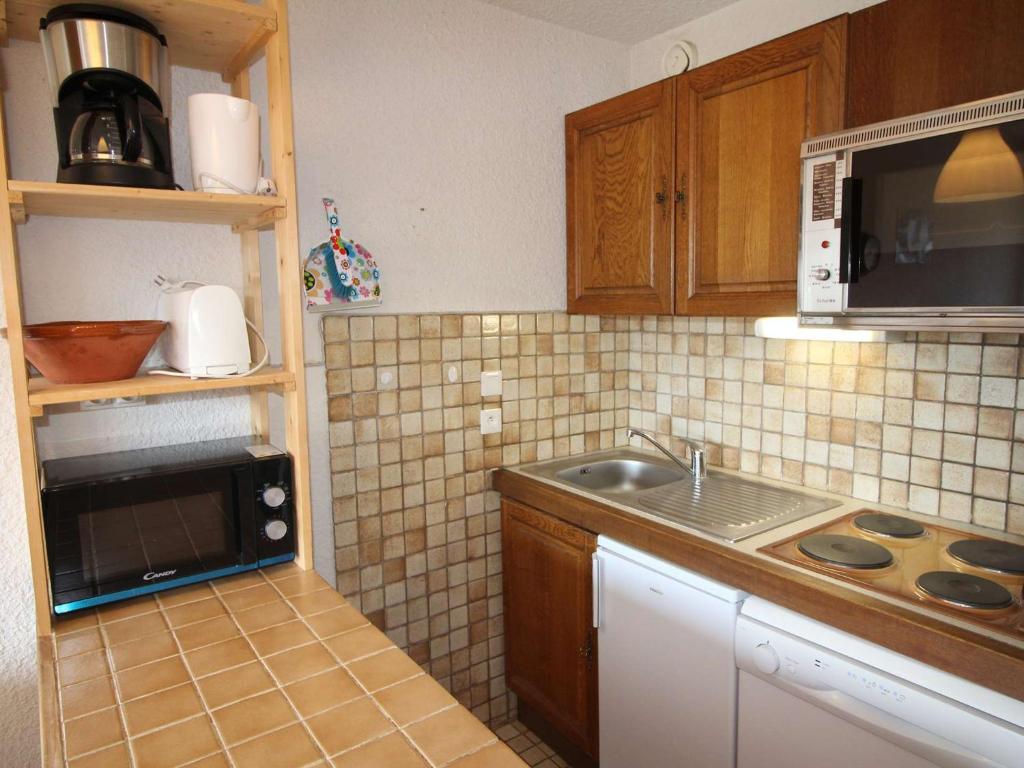 Appartement Auris, 1 pièce, 4 personnes - FR-1-297-331 photo 3