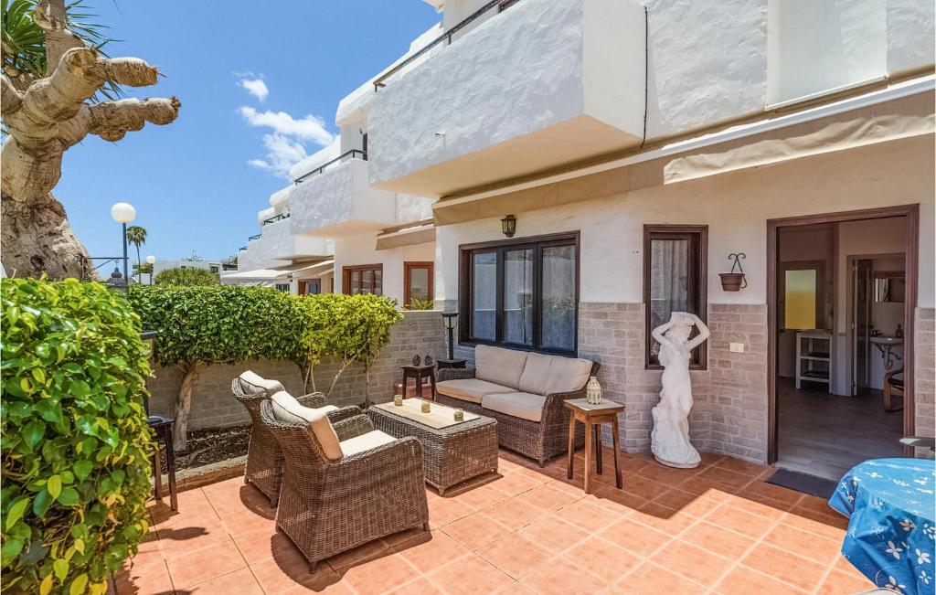 Awesome Apartment In Mogan With Outdoor Swimming Pool, Wifi And 2 Bedrooms photo 4