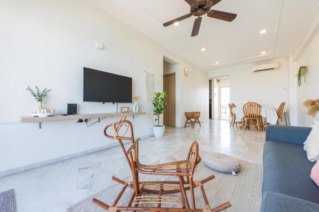 PortDickson Cozy Muji Home 10Pax3BR 1min to beach photo 3