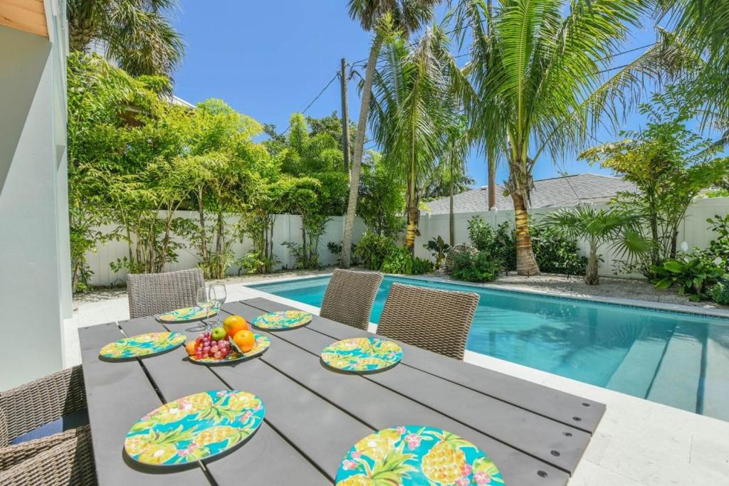 Reef Romance managed by Beach Retreats photo 4