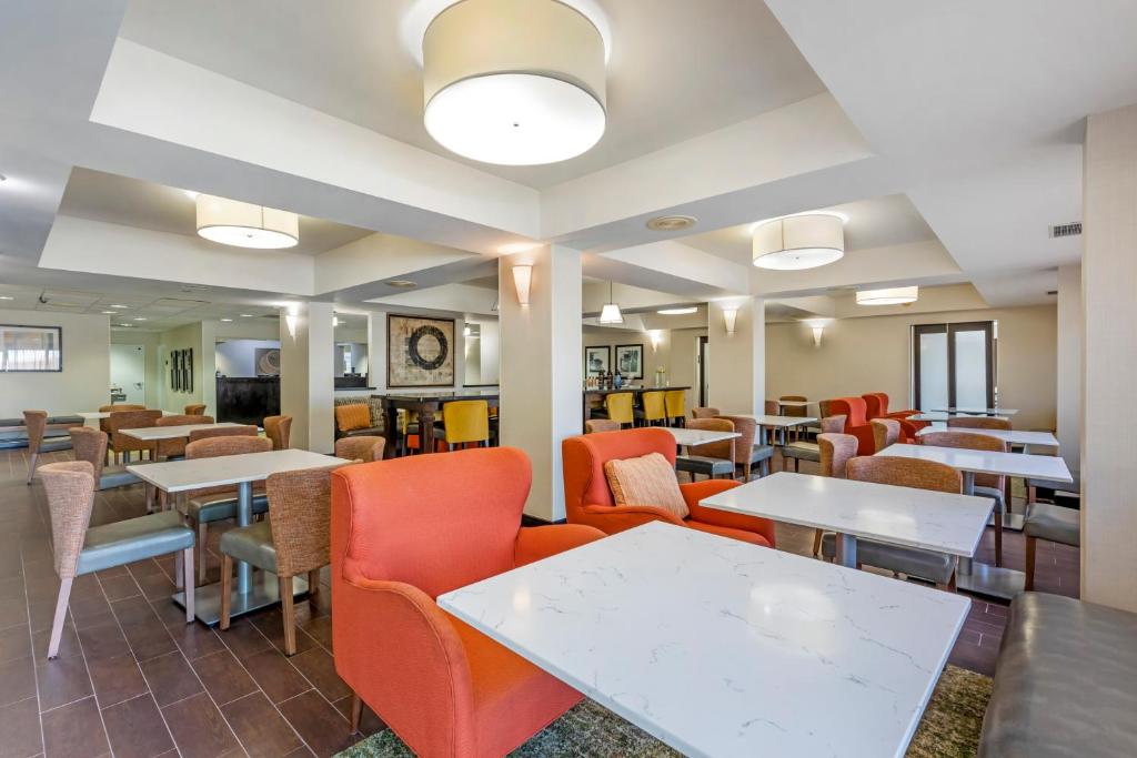 Comfort Inn Plano-Dallas photo 4