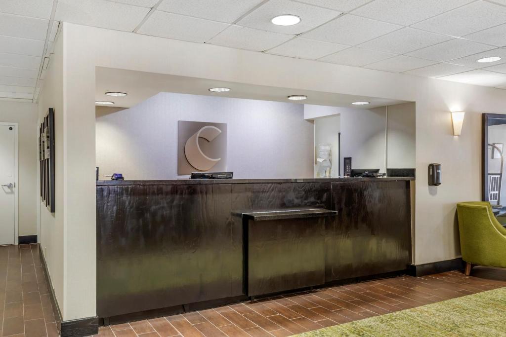Comfort Inn Plano-Dallas photo 2