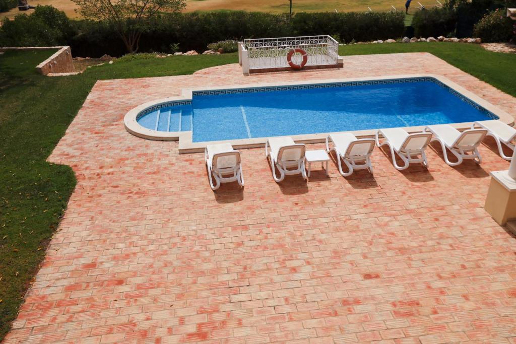 Villa Alvor by GalanteVasques photo 4