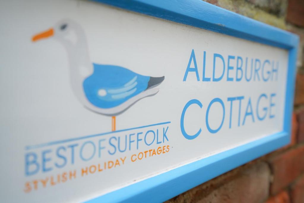 Aldeburgh Cottage photo 2