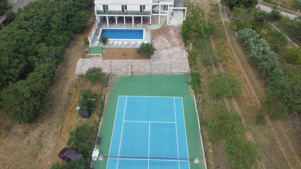 Holiday Home "PANORAMA-SPORT" POOL&BAR photo 1