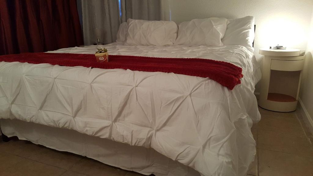 Dream King Bed-2BD-12 min to Strip image