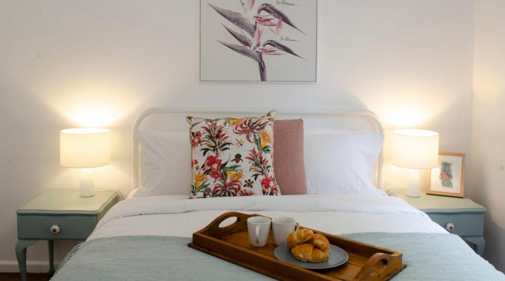 Mary Lemon Cottage - Heritage Home photo 4
