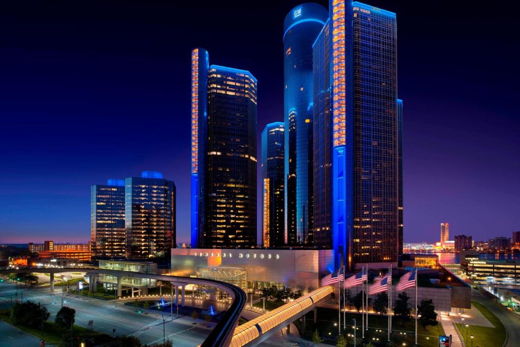 Detroit Marriott at the Renaissance Center image