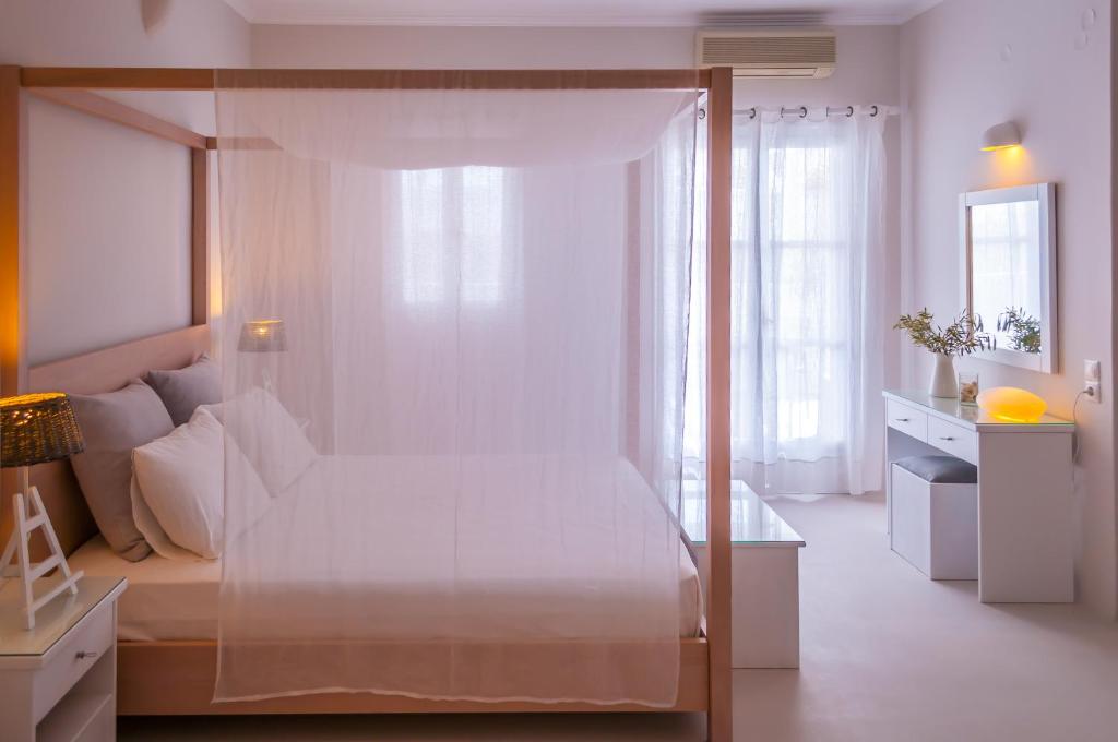 Milos Bay Suites photo 3