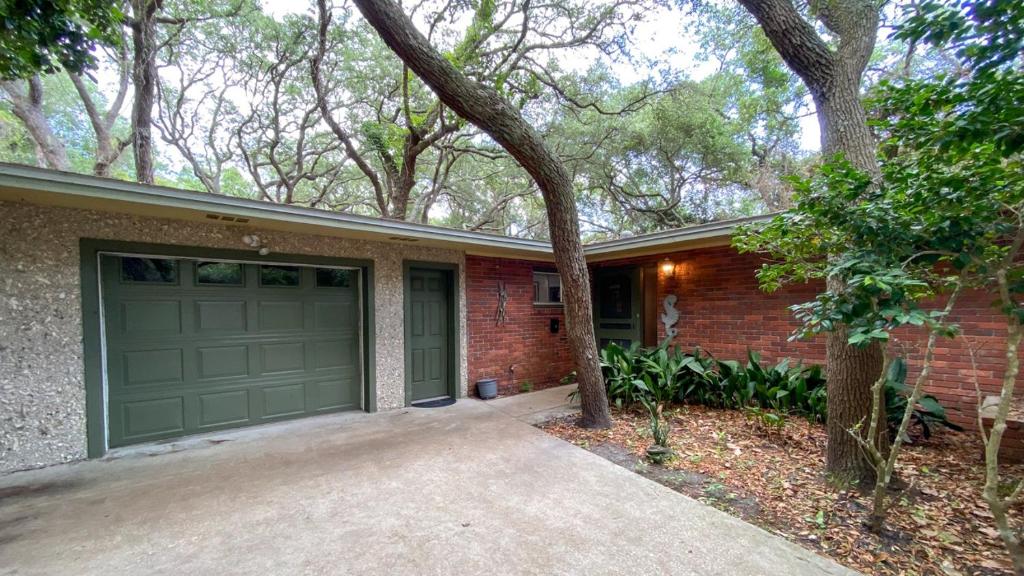 VERY NICE COTTAGE home photo 1