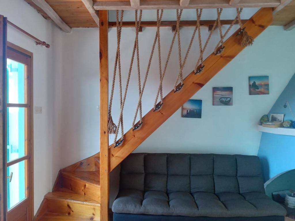 Iordanis house- Traditional House in old Alonnisos photo 3