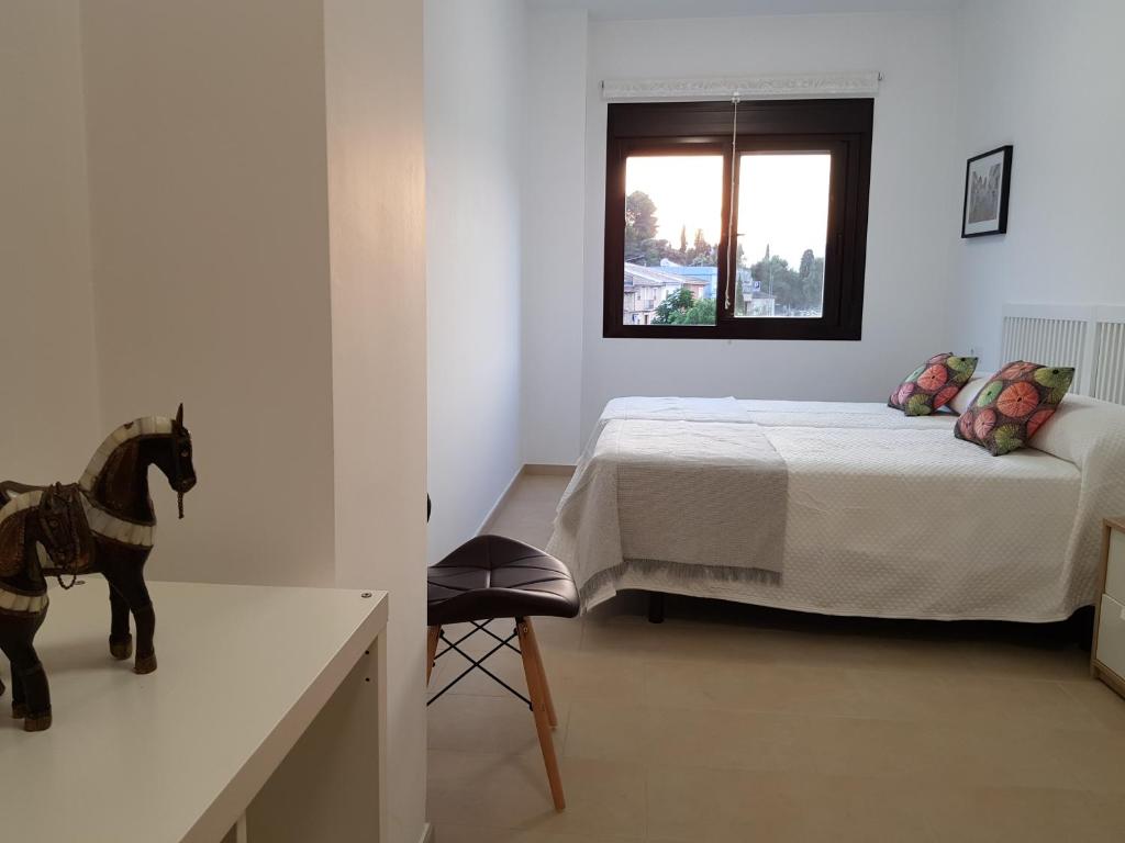 Sunny apartment great for Cycling, 300mb wifi photo 1