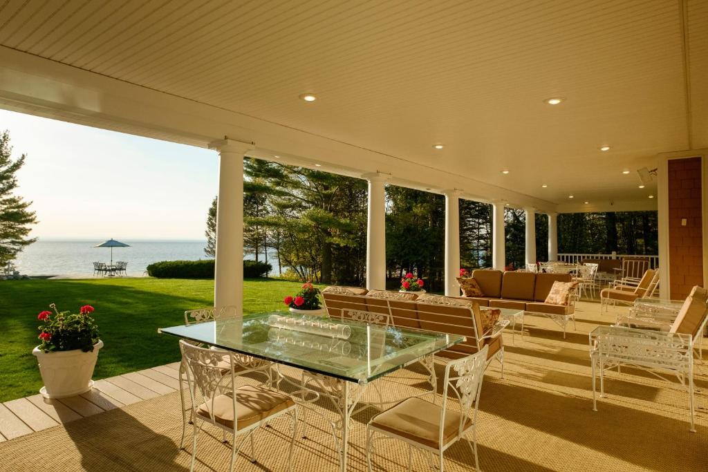 Lake Michigan Beach House photo 2