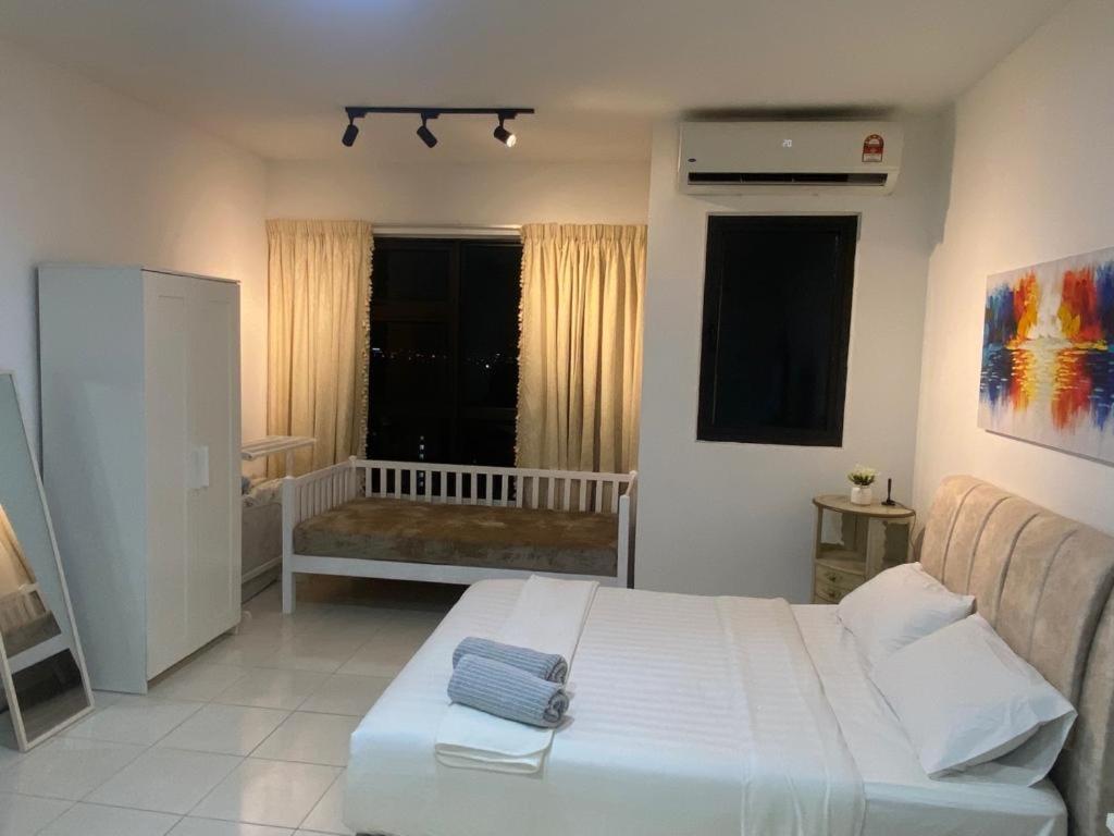 Nice Studio Unit at Tiara Imperio Bangi photo 1