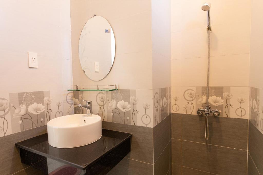 Sun and Moon Coffee and Homestay