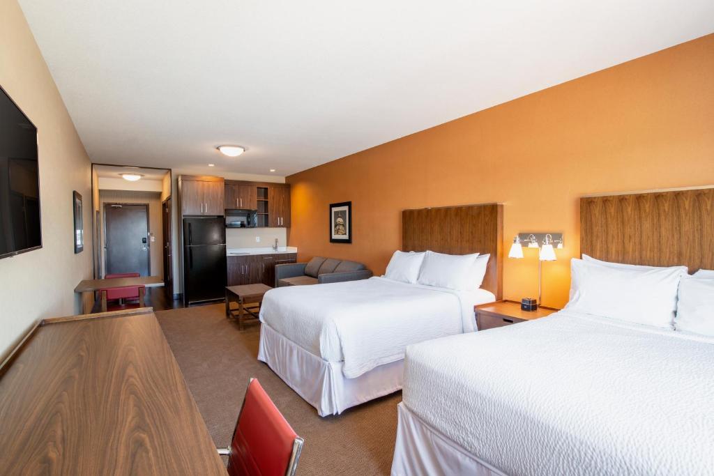 Four Points by Sheraton Grande Prairie photo 2