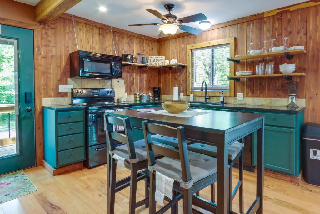 Warsaw Cabin with Sunroom and Lake Access! photo 2