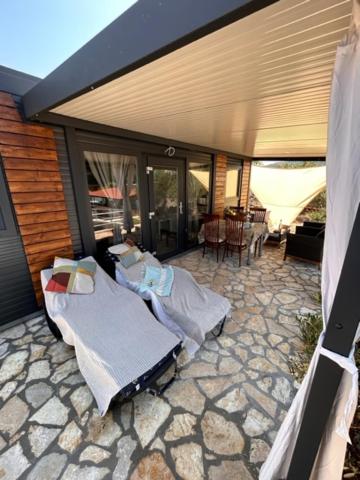 Beach resort BAIN - house Lady, free transport, pool, bbq, breakfast, restaurant, Island of Žut - Kornati photo 3