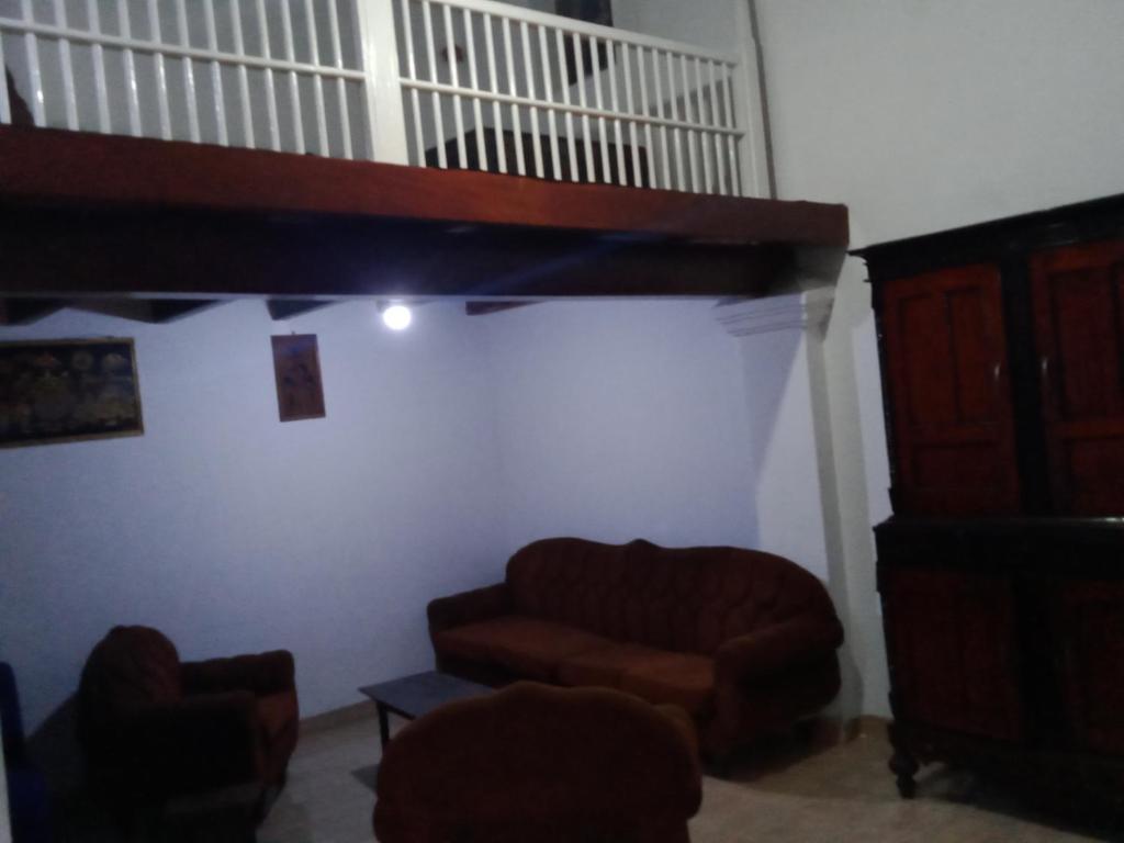 Attractive house with all the facilitates(ac/non ac). photo 2