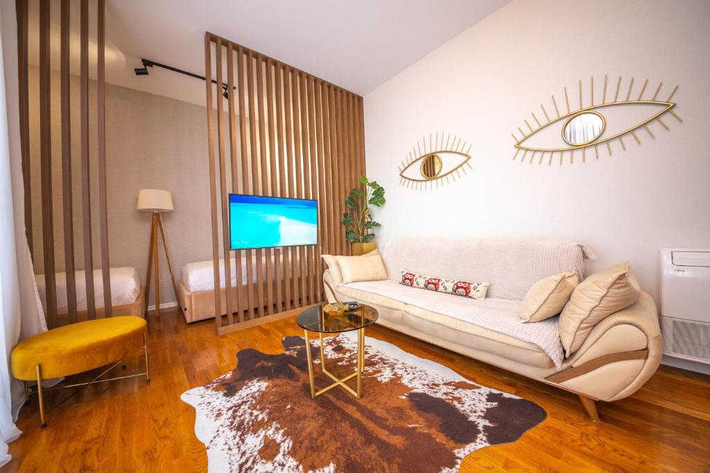 Central Green Terrace Apartment