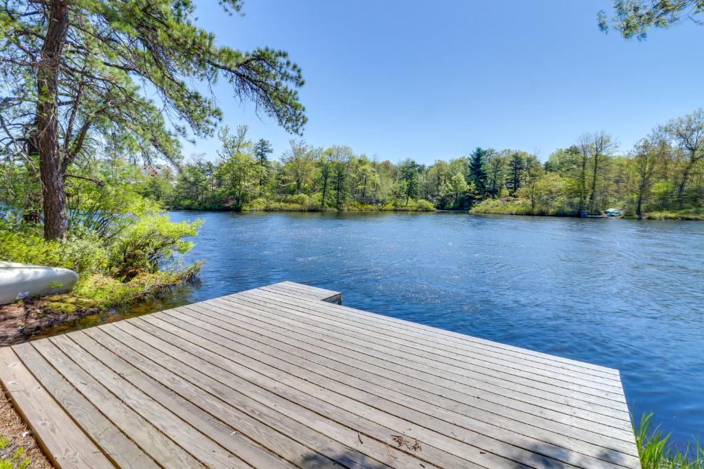 Lakefront Poconos Vacation Rental with Swim Dock! photo 2